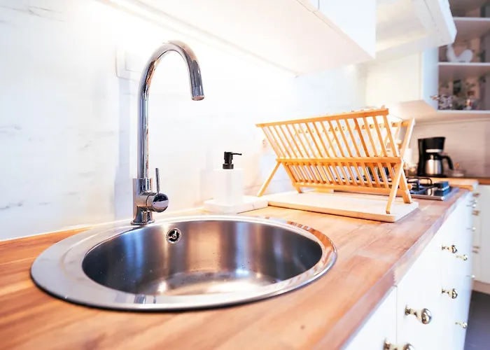 Affittacamere Lets Relax - Cote Soleil Levant Mons