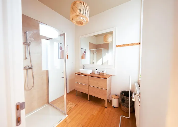 Affittacamere Lets Relax - Cote Soleil Levant Mons